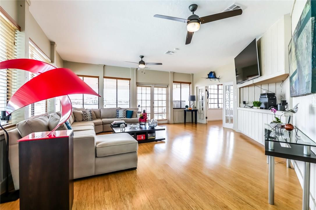 HARBOR BEACH - Residential