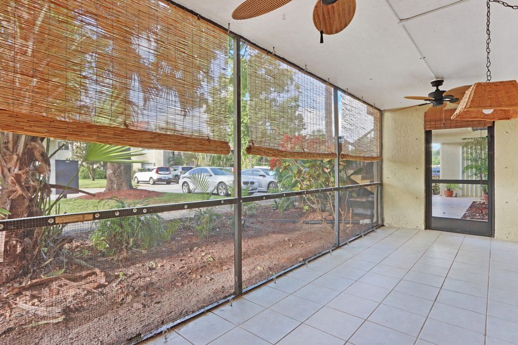 Photo of 6504 Chasewood Drive #B, Jupiter, FL 33458 (MLS # R11036765)