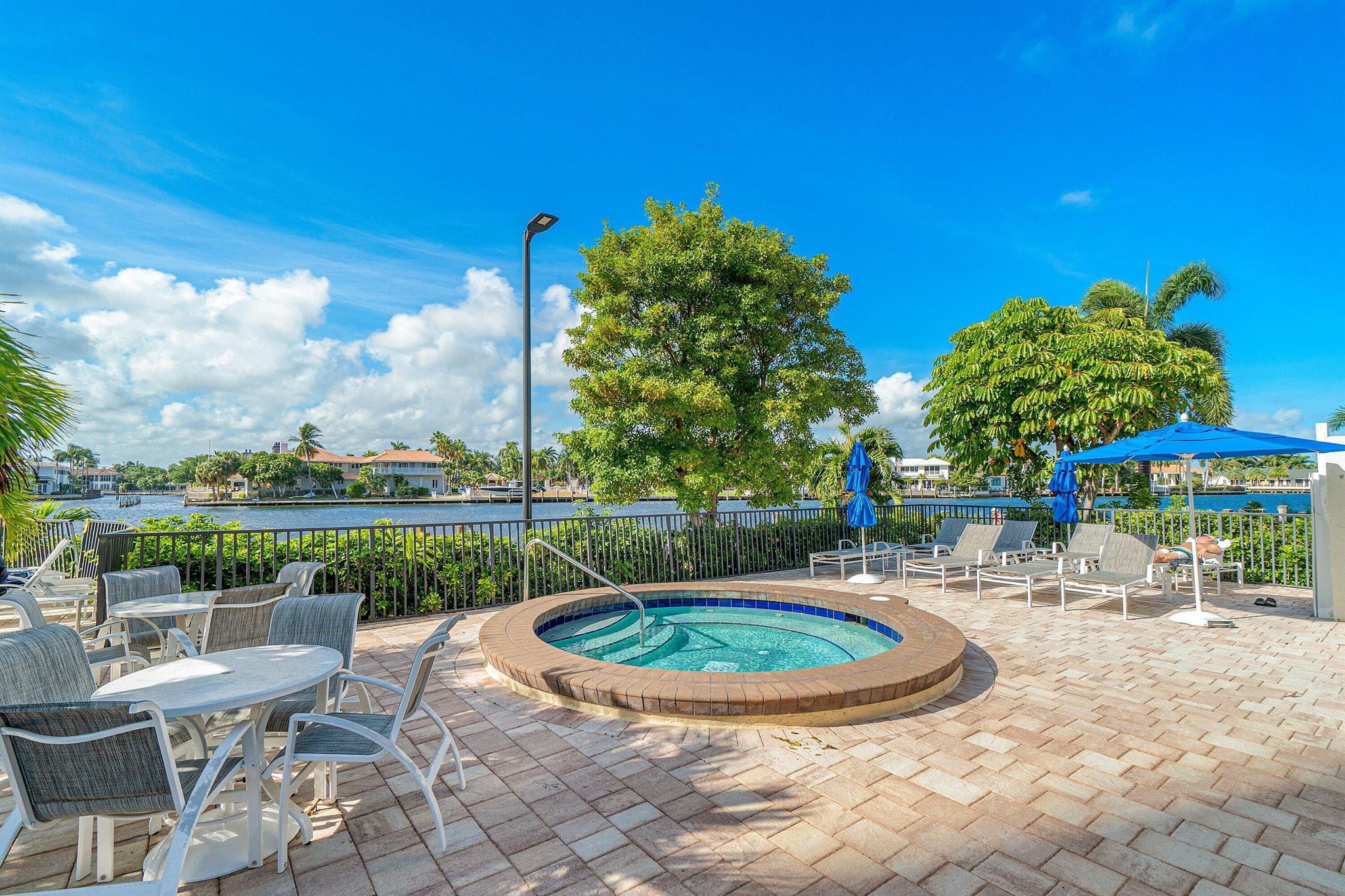 CORONADO AT HIGHLAND BEAC - Residential