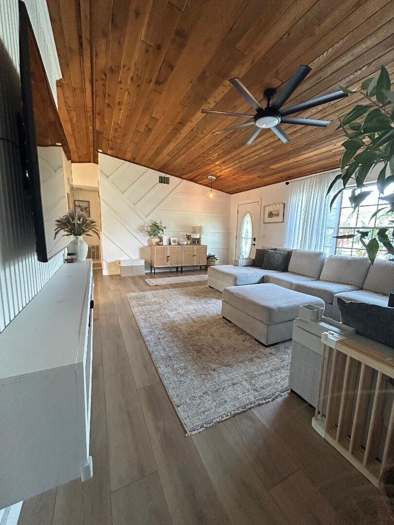 INDIAN RIVER HEIGHTS UNIT 8 - Residential