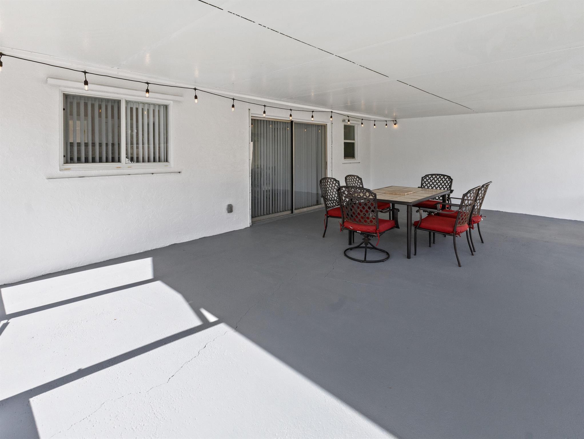 SOUTH SHORE 1 OF WELLINGT - Residential Lease