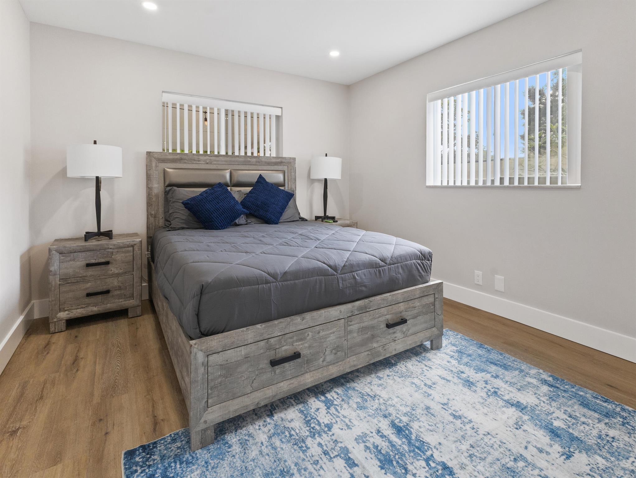 SOUTH SHORE 1 OF WELLINGT - Residential Lease