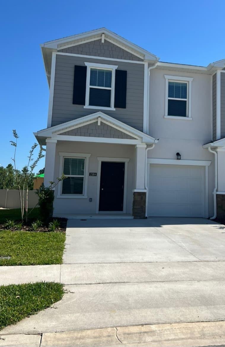 GET 50% off your first month’s rent! The BRAND NEW Sienna two-story corner townhome features 3 bedrooms, 2.5 baths, a 1-car garage, and a flex space ideal for guests or a home office. The first floor offers an open kitchen, dining, and great room leading to a lanai. Upstairs, a loft separates the owner’s suite with a full bath from the other bedrooms. Located in Westview, a master-planned, pet-friendly community in Poinciana, FL. Enjoy amenities like a pool, clubhouse, dog park, and sports fields. Near Lake Marion Creek’s hiking trails and Poinciana’s shopping, dining, and entertainment.