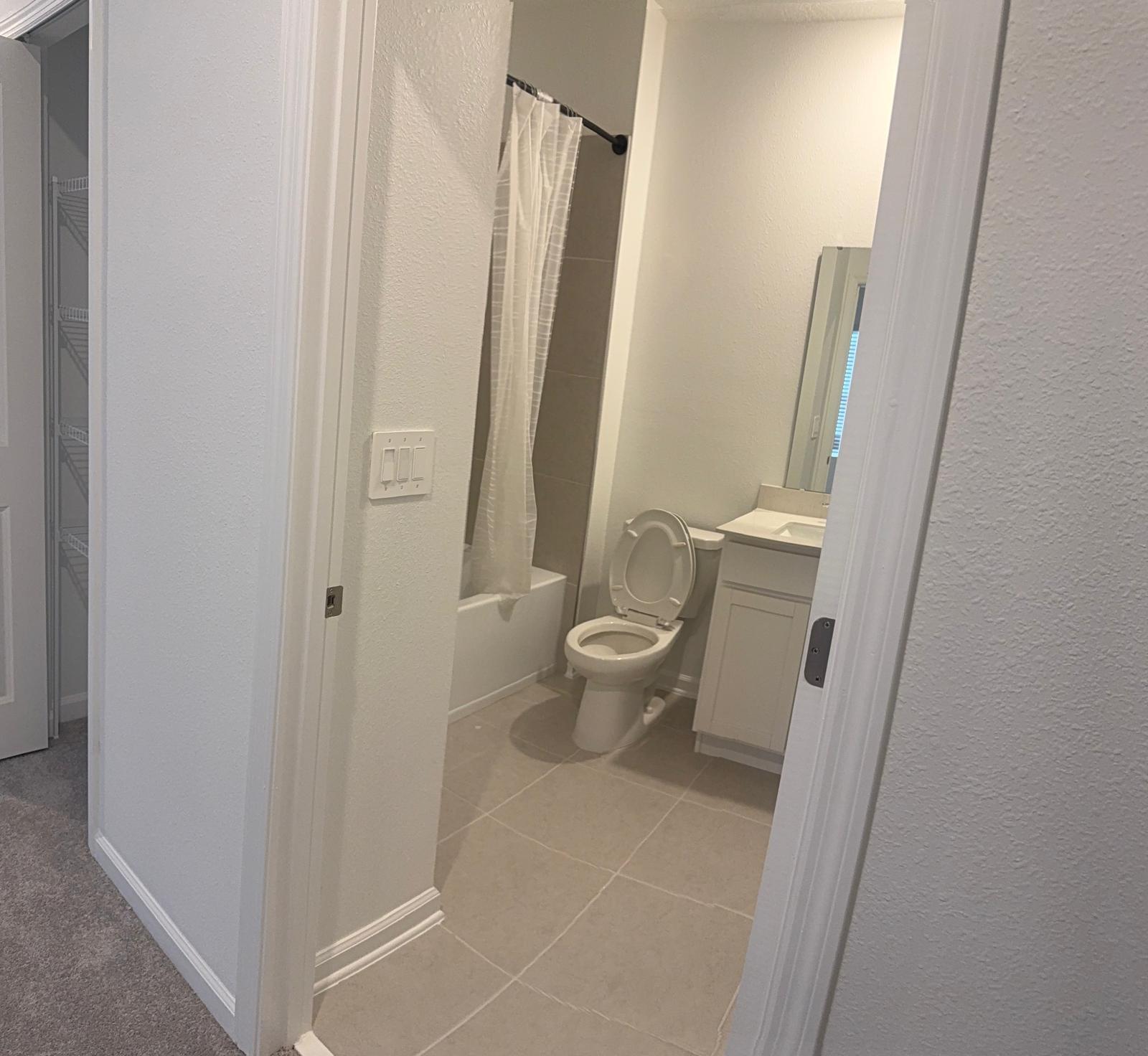 WESTVIEW 22 TH - Residential Lease