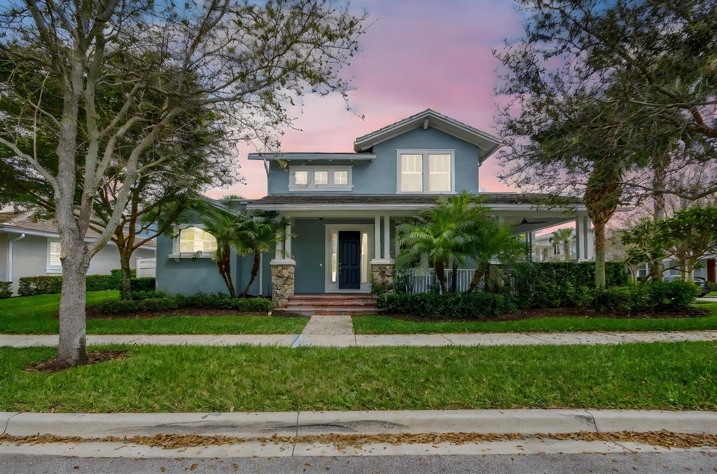 Photo of 2839 E Mallory Boulevard, Jupiter, FL 33458 (MLS # R11068455)