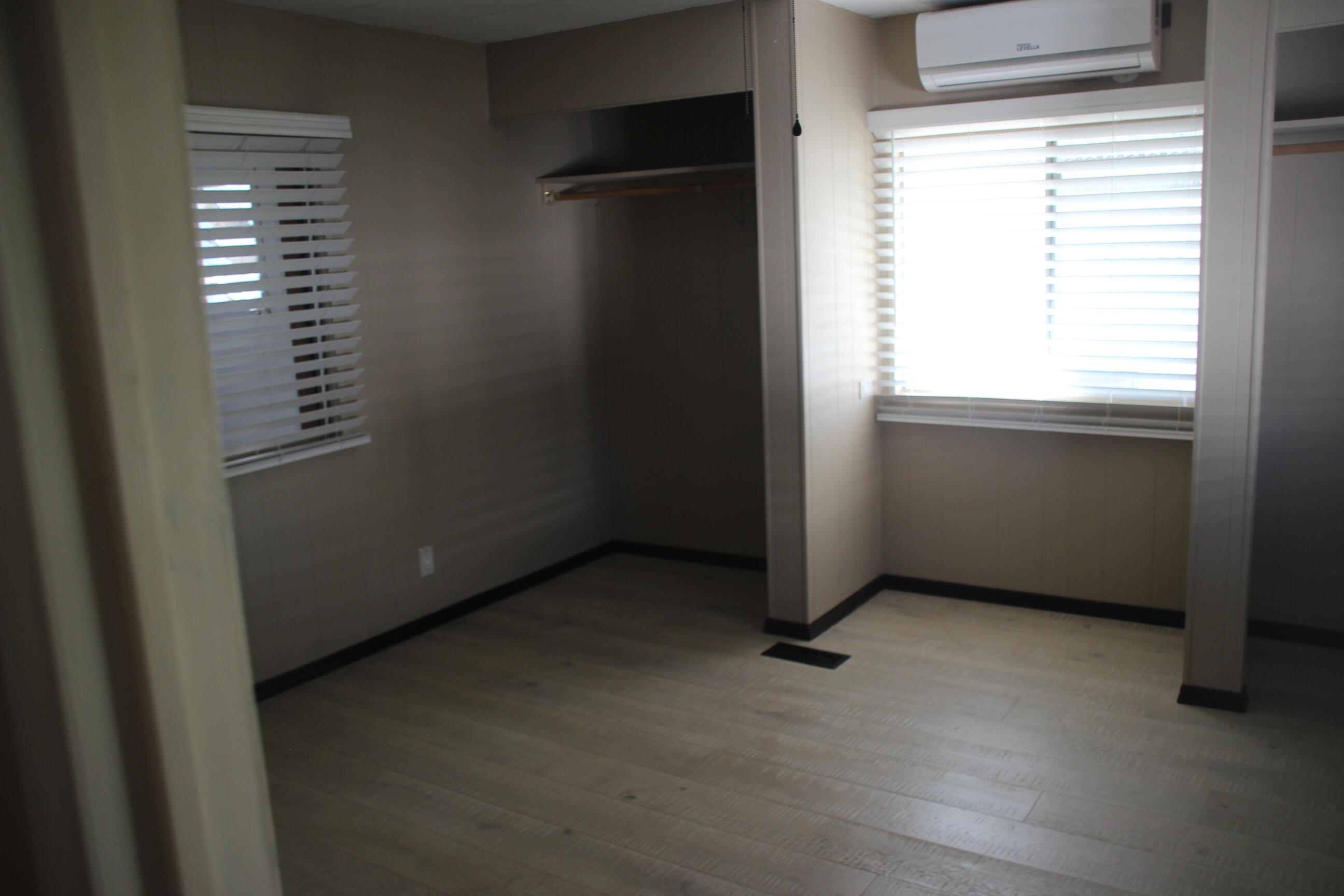 JAMAICA BAY MOBILE HOME CO OP - Residential