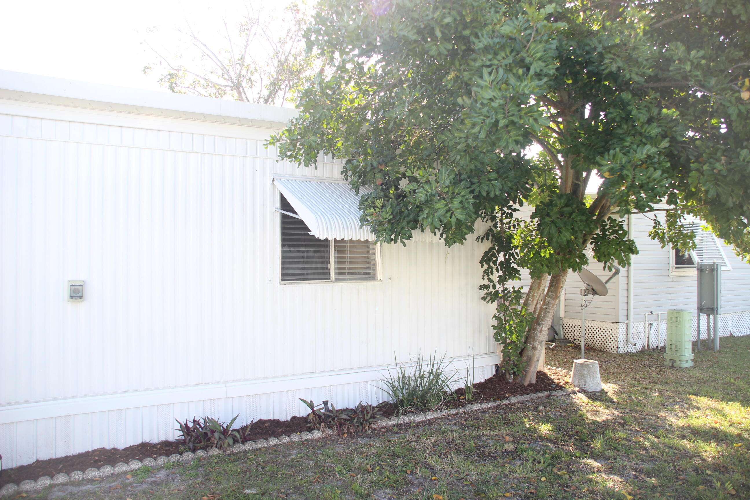 JAMAICA BAY MOBILE HOME CO OP - Residential