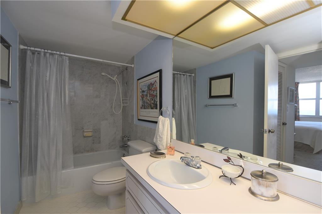 CENTURY PLAZA - Residential