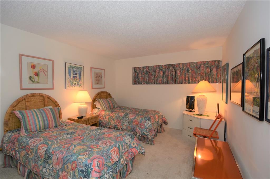 CENTURY PLAZA - Residential