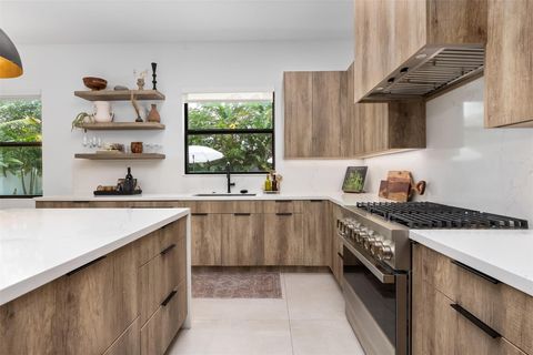 Tiny photo for 1405 NE 4th Avenue, Boca Raton, FL 33432 (MLS # F10551325)