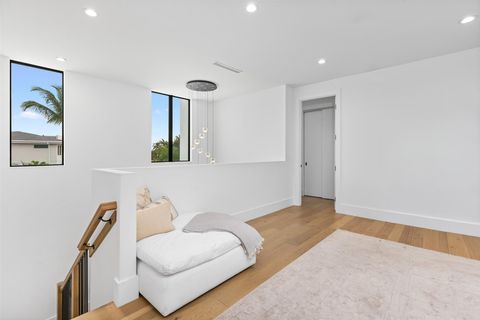 Tiny photo for 1405 NE 4th Avenue, Boca Raton, FL 33432 (MLS # F10551325)