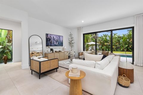 Tiny photo for 1405 NE 4th Avenue, Boca Raton, FL 33432 (MLS # F10551325)