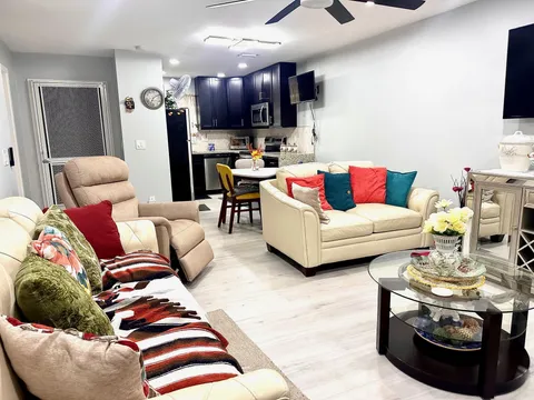 2551 Emory G, West Palm Beach, FL MLS: R11085612