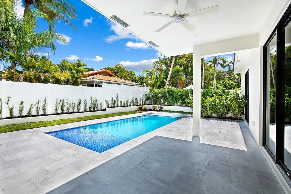 Photo of 1500 NE 16th Avenue, Fort Lauderdale, FL 33304 (MLS # F10423171)