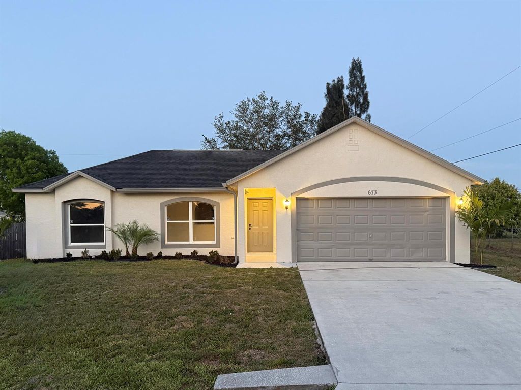 Photo of 673 SW Granadeer Street, Port Saint Lucie, FL 34983 (MLS # R11087426)