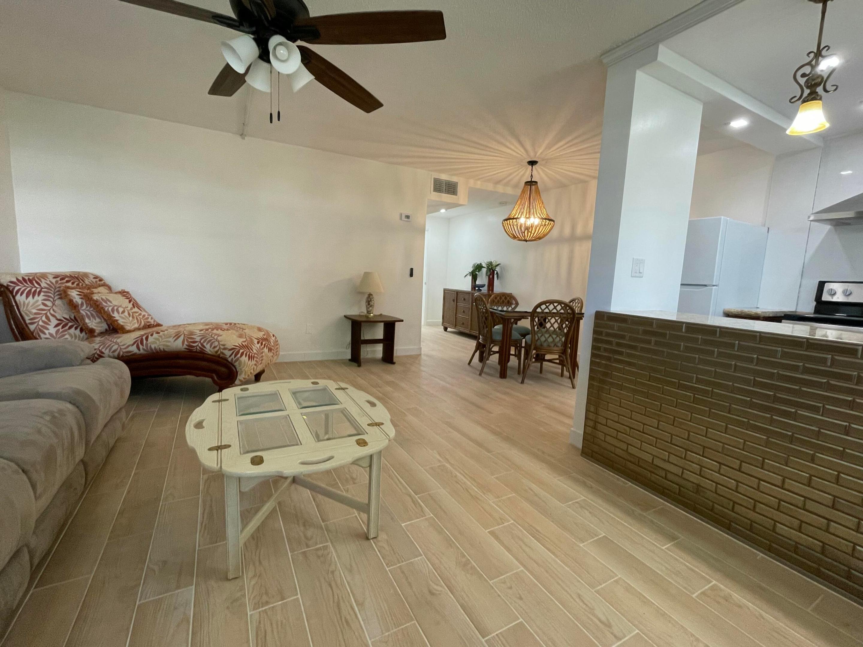 PALM ROYAL APTS INC CONDO - Residential Lease