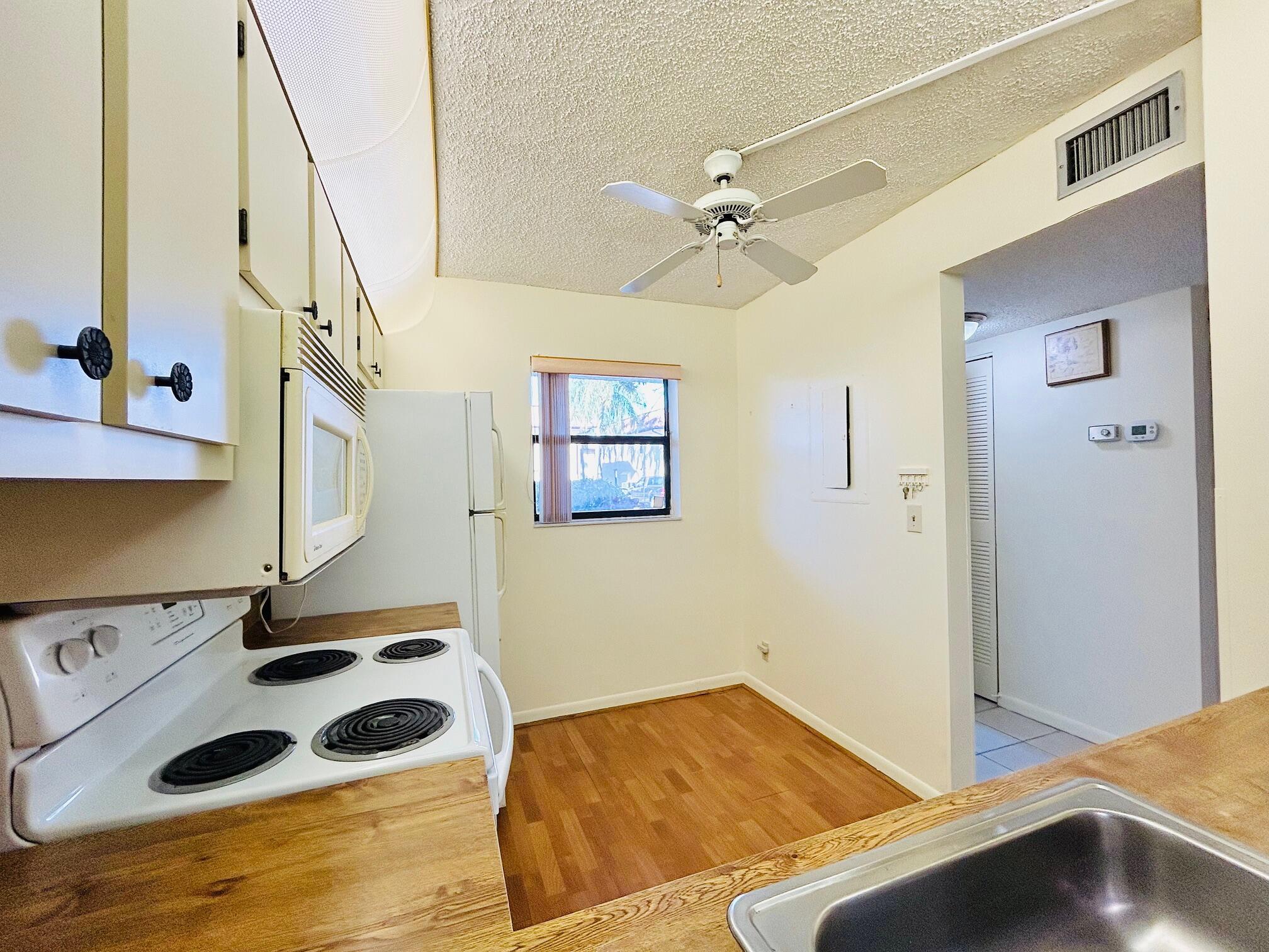 7214 Golf Colony Court 101