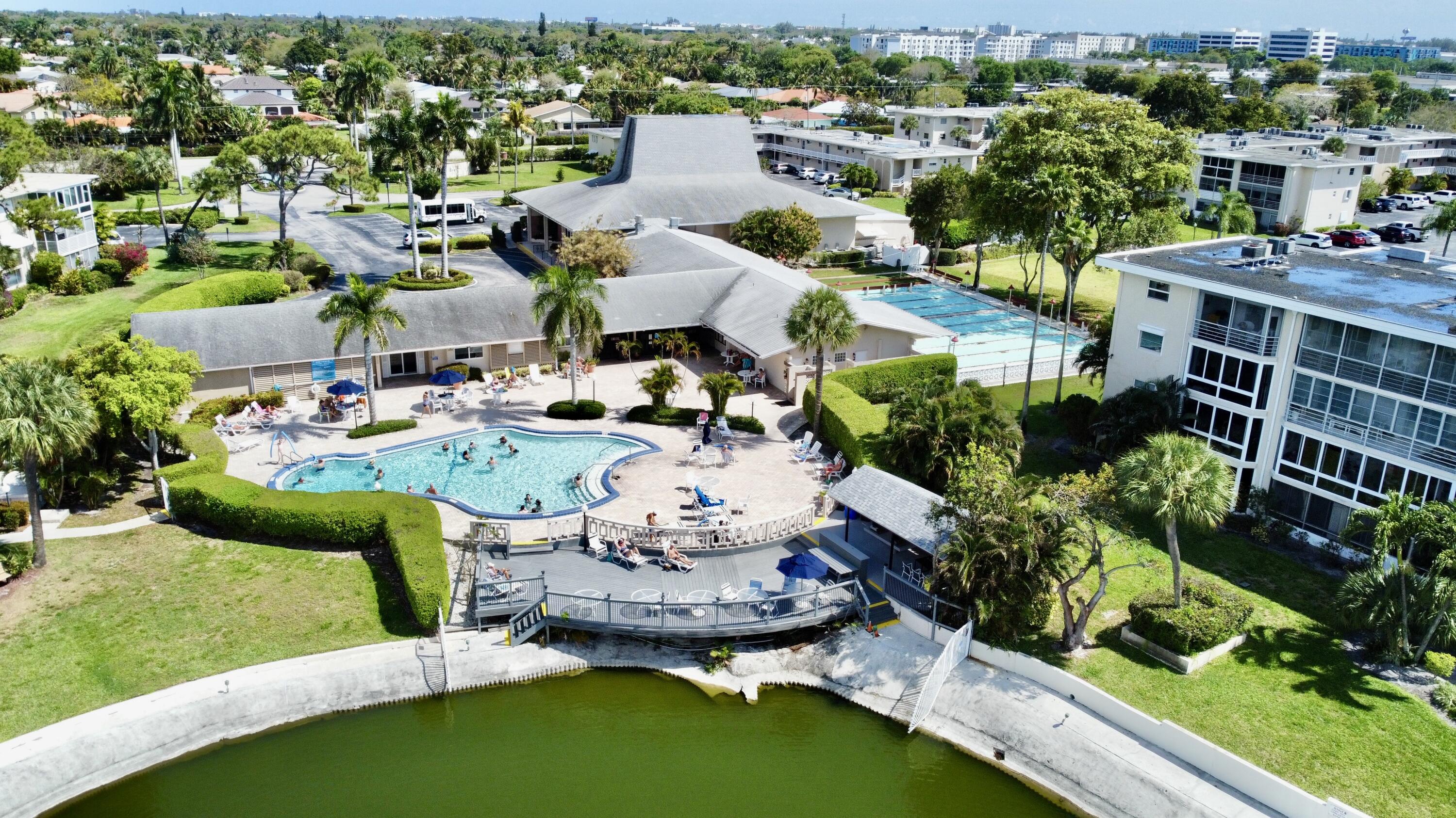 LAKE CLARKE GARDENS CONDO 5 - Residential