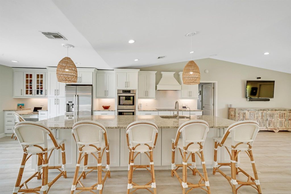 Photo of 6222 Dania Street, Jupiter, FL 33458 (MLS # R10895414)