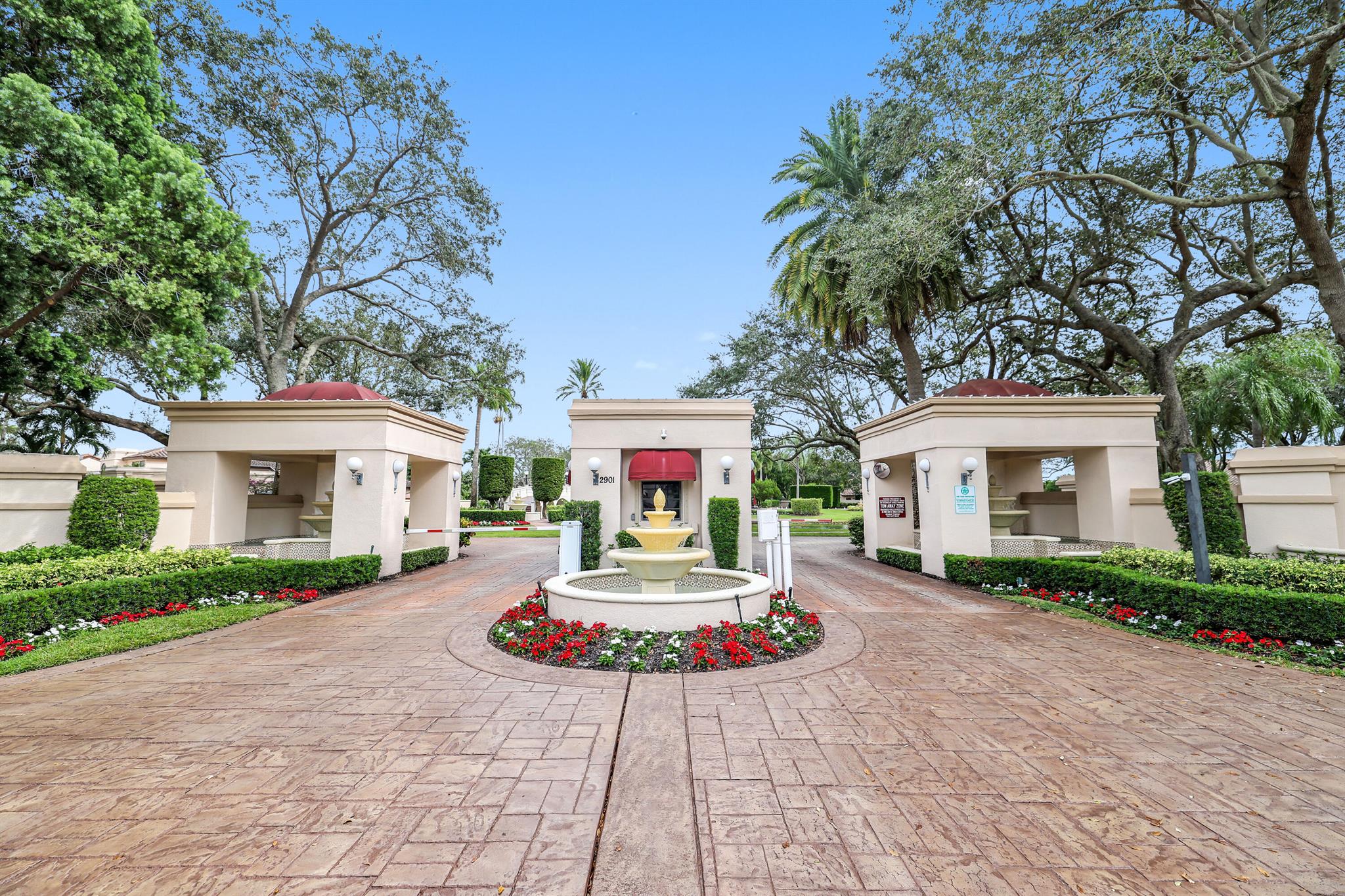 VILLA DESTE CONDO - Residential