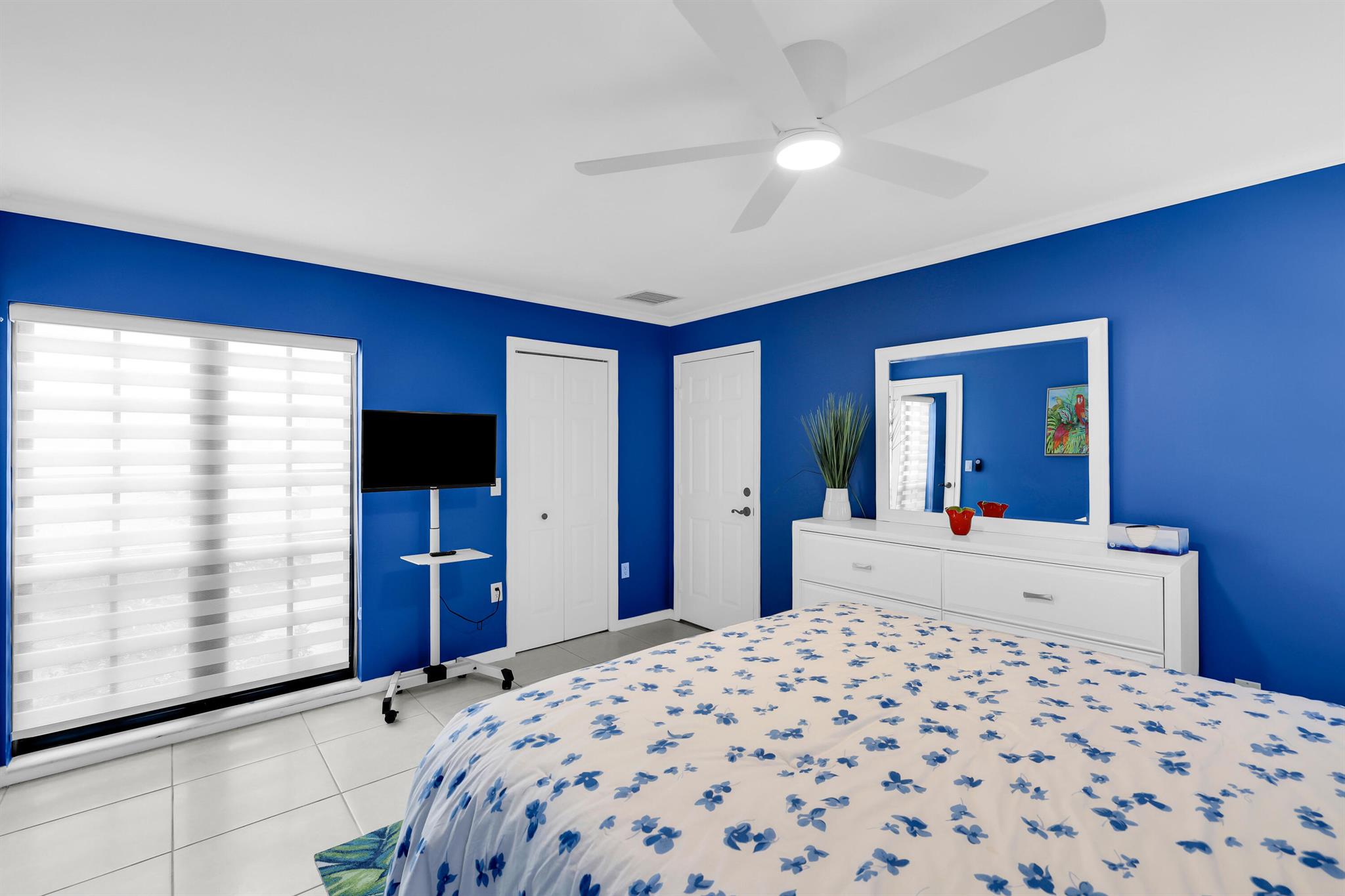 VILLA DESTE CONDO - Residential