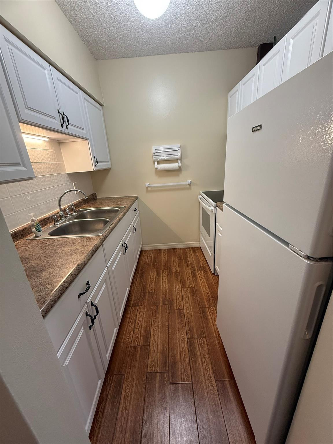 Rolen Lake - Residential