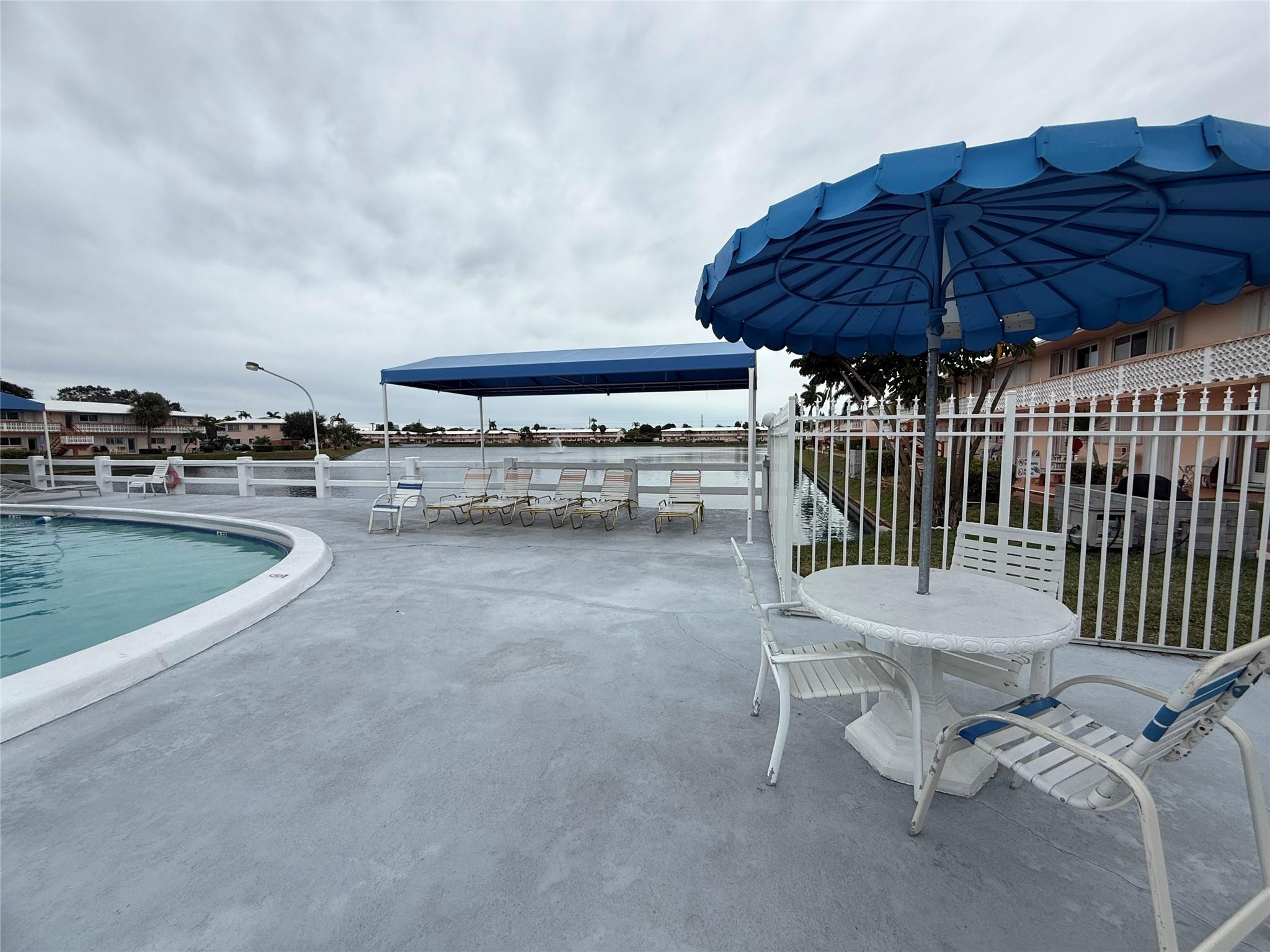 Rolen Lake - Residential