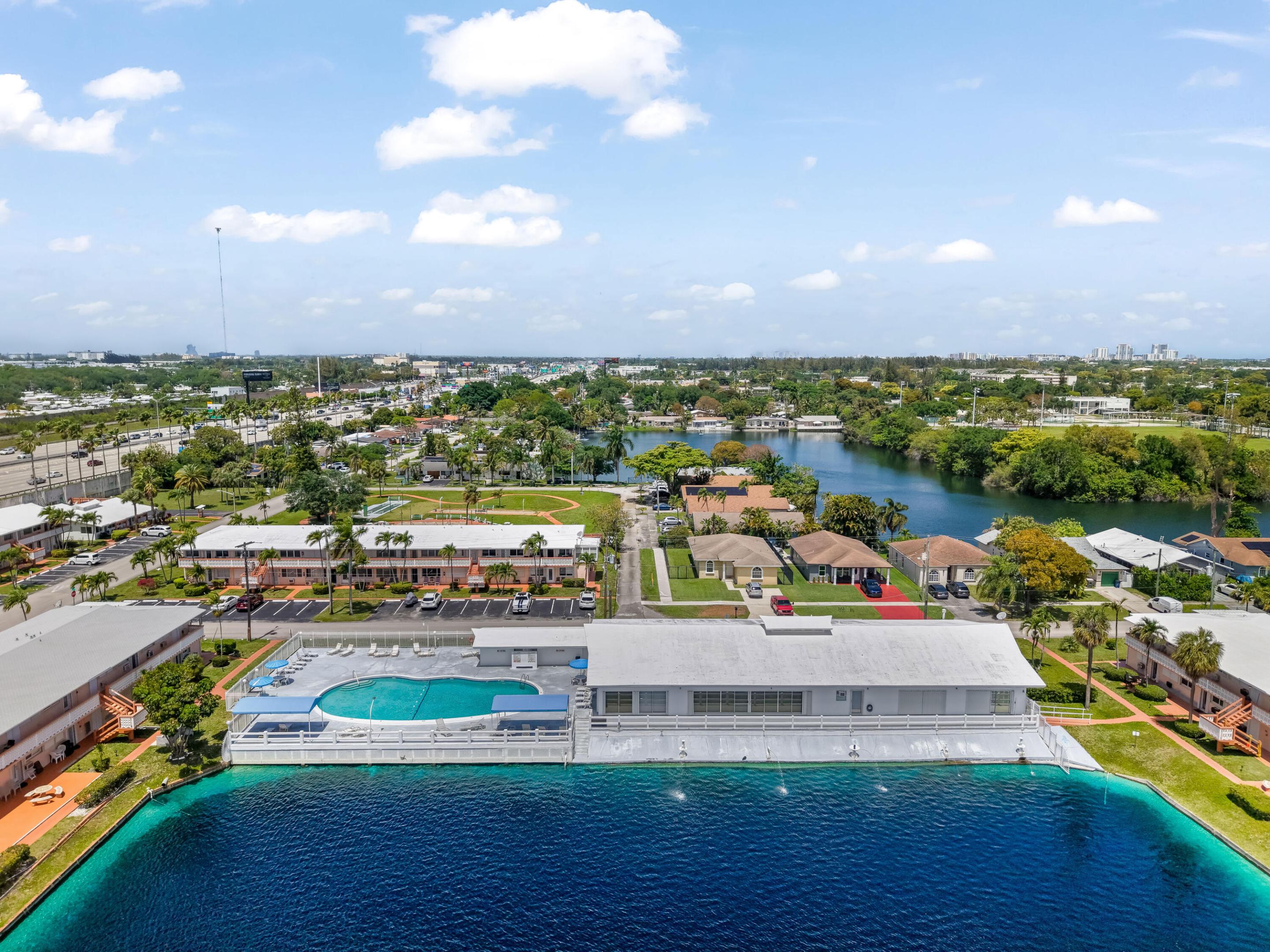 Rolen Lake - Residential