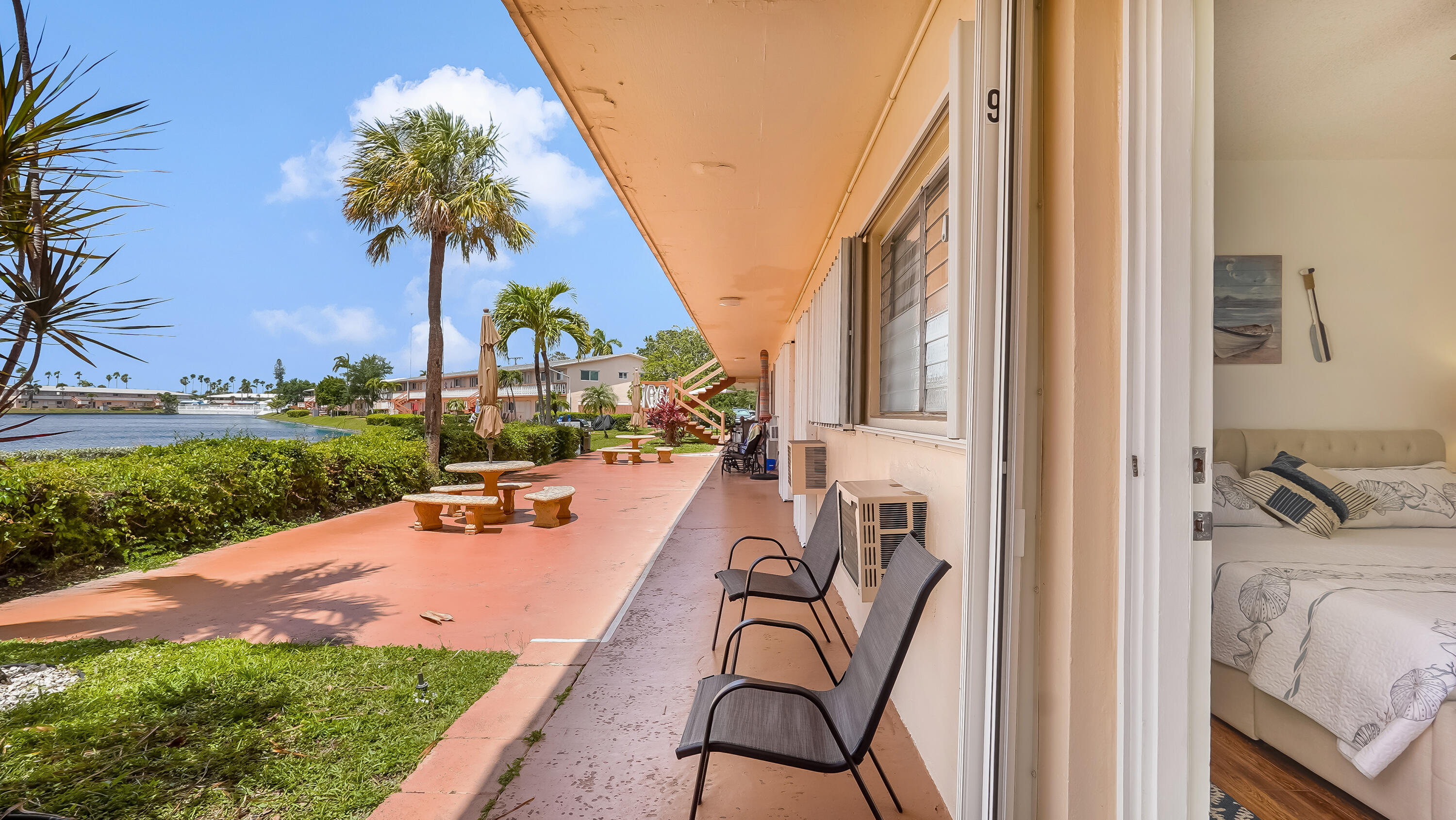 Rolen Lake - Residential