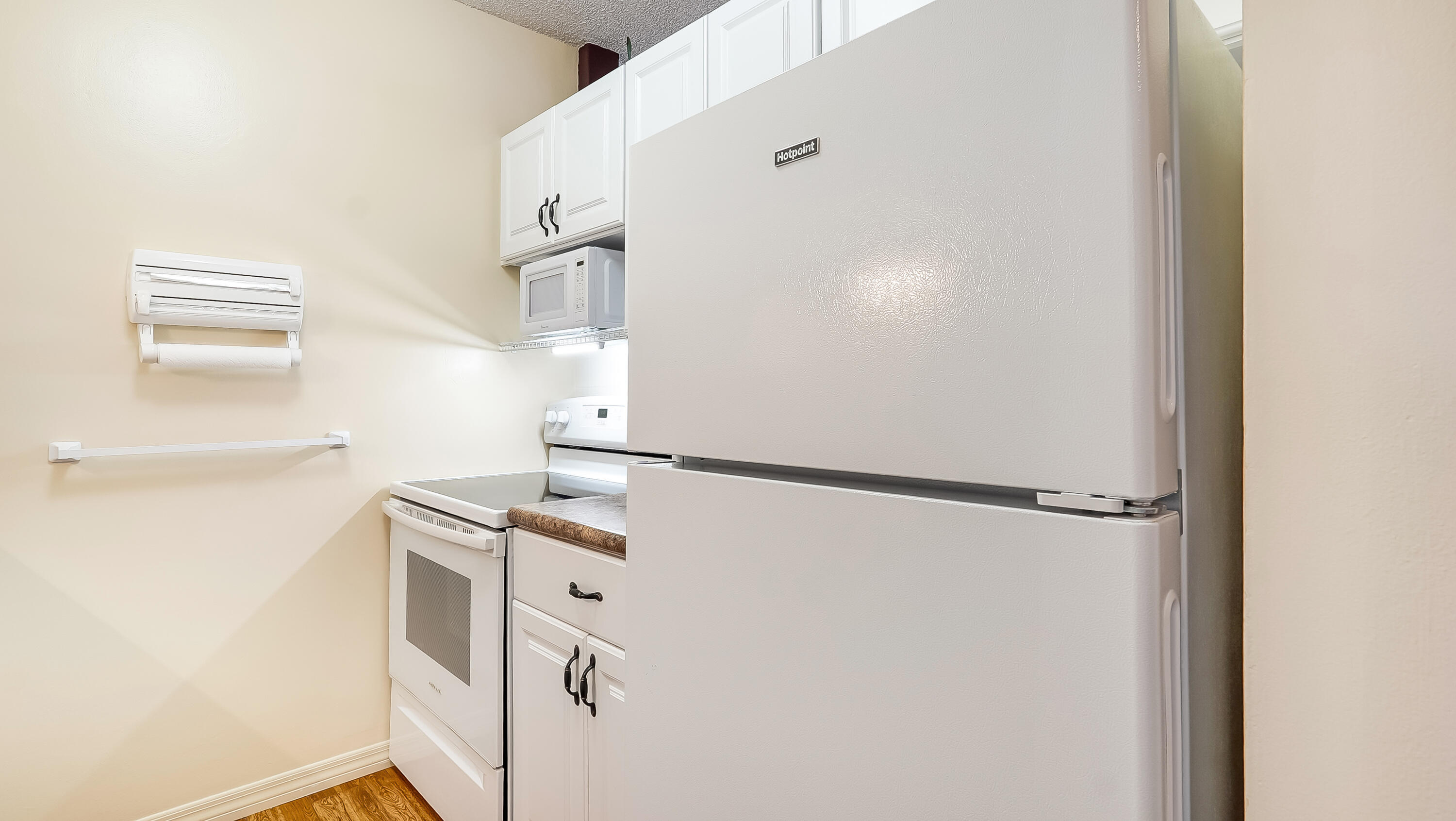 Rolen Lake - Residential