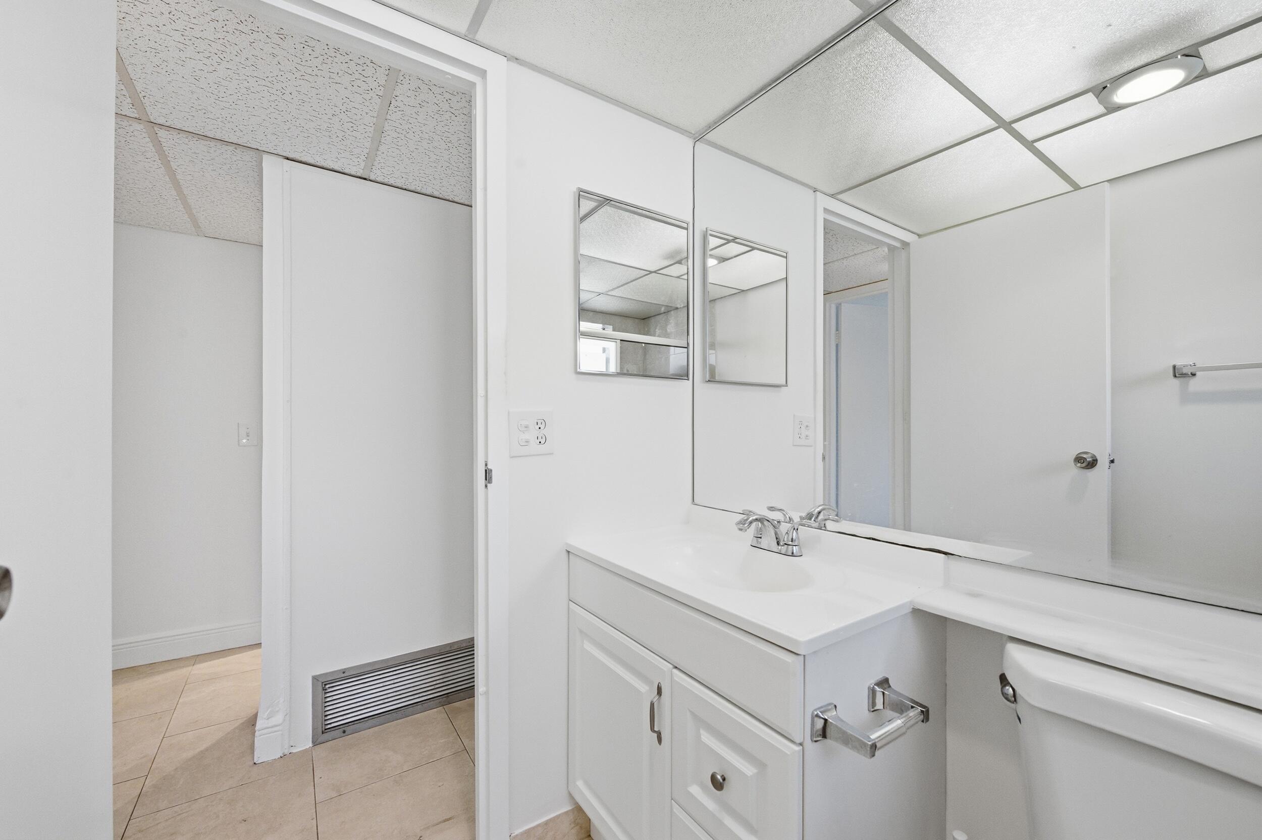 KINGS POINT BRITTANY CONDOS - Residential