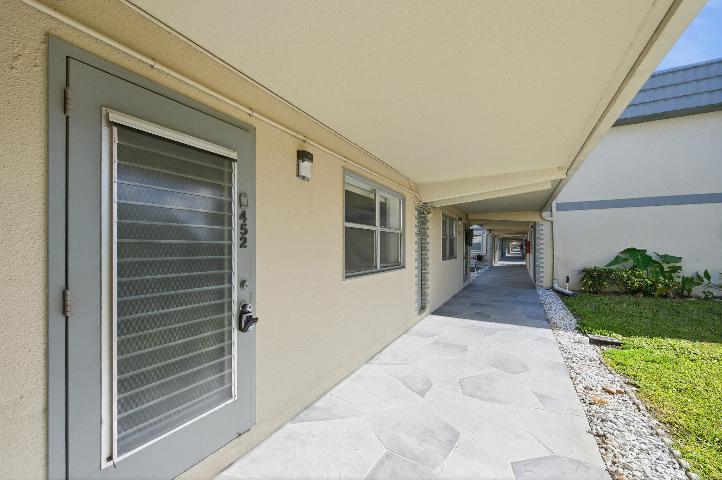 KINGS POINT BRITTANY CONDOS - Residential