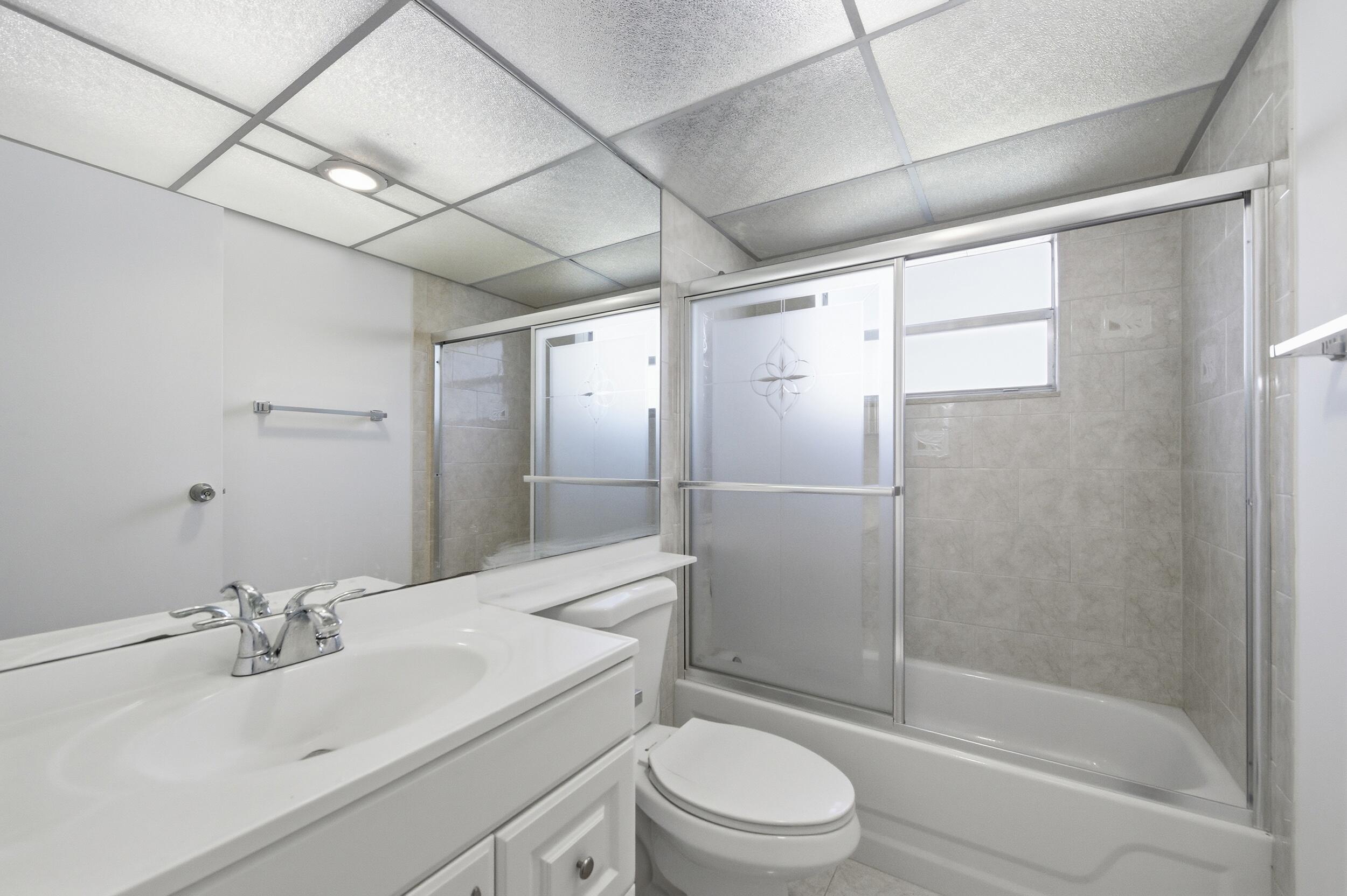 KINGS POINT BRITTANY CONDOS - Residential