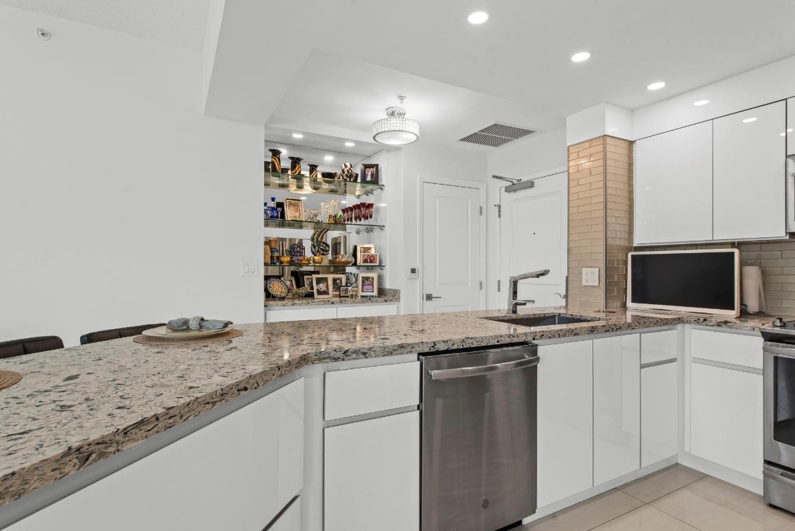 347 N New River Drive 310