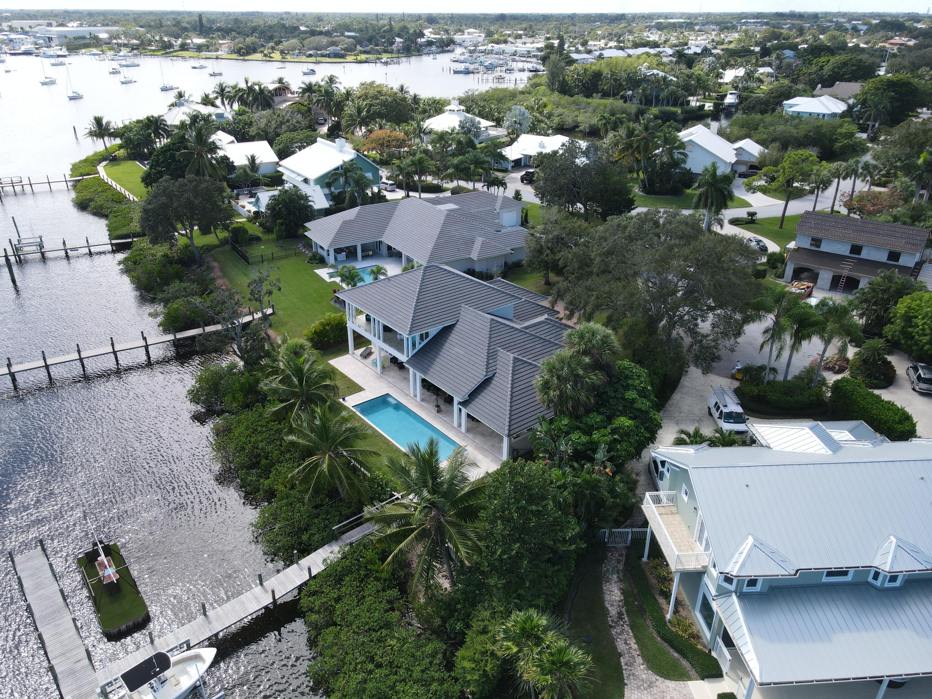 MARINER CAY - Residential