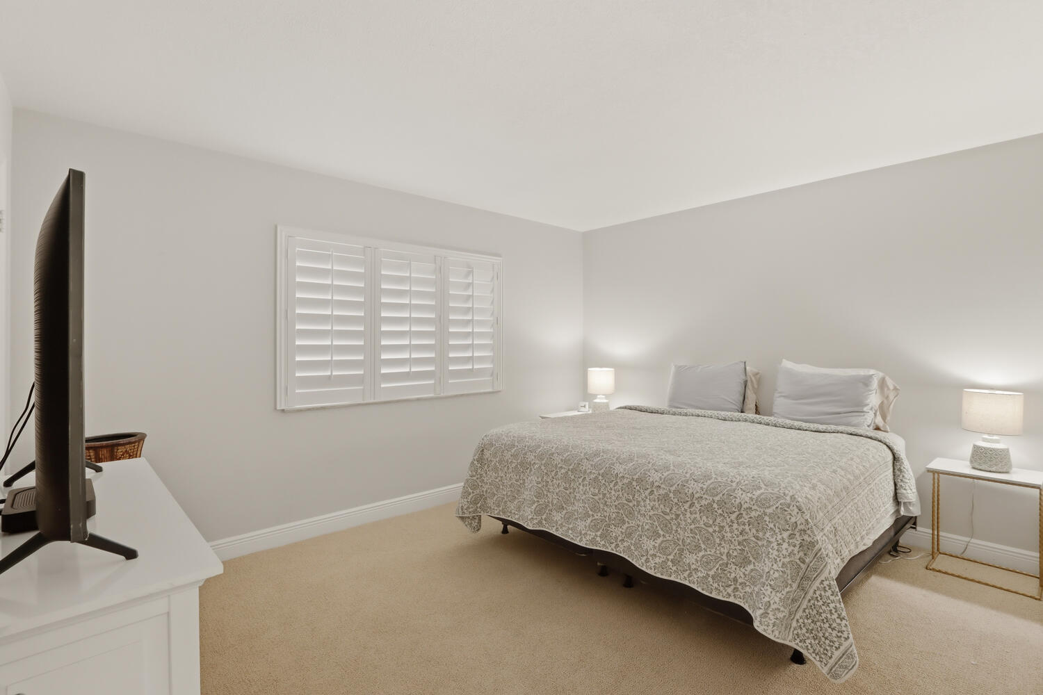 OCEAN TRAIL CONDO V - Residential