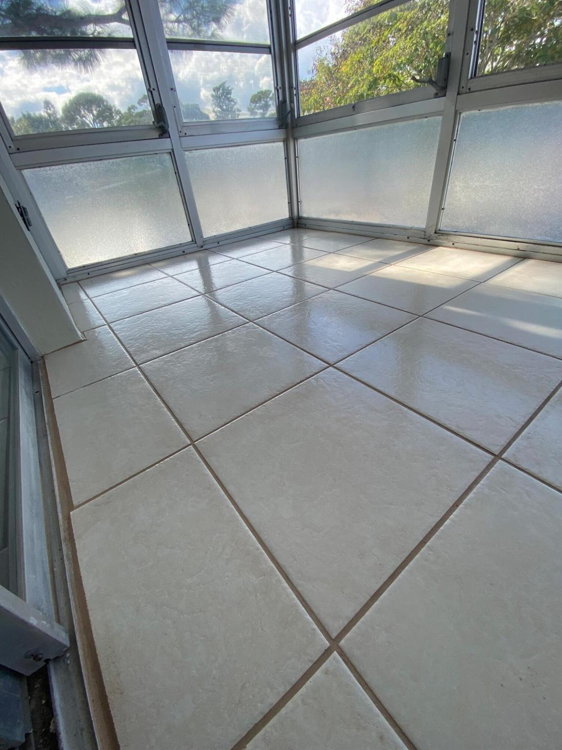 VISTA PINES CONDO - Residential