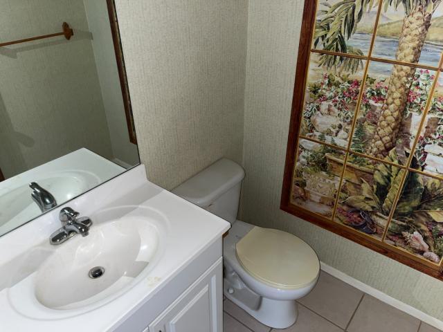 VISTA PINES CONDO - Residential