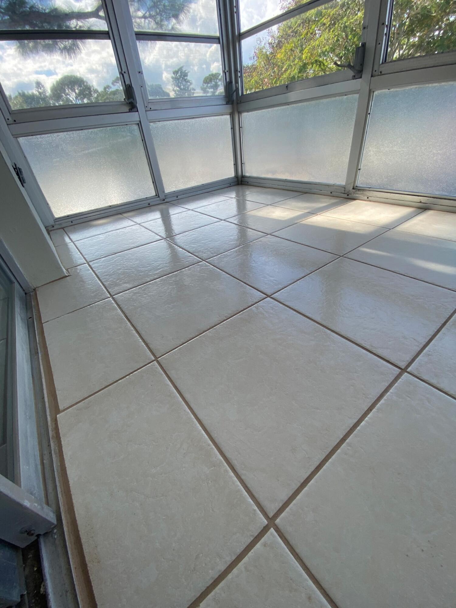 VISTA PINES CONDO - Residential