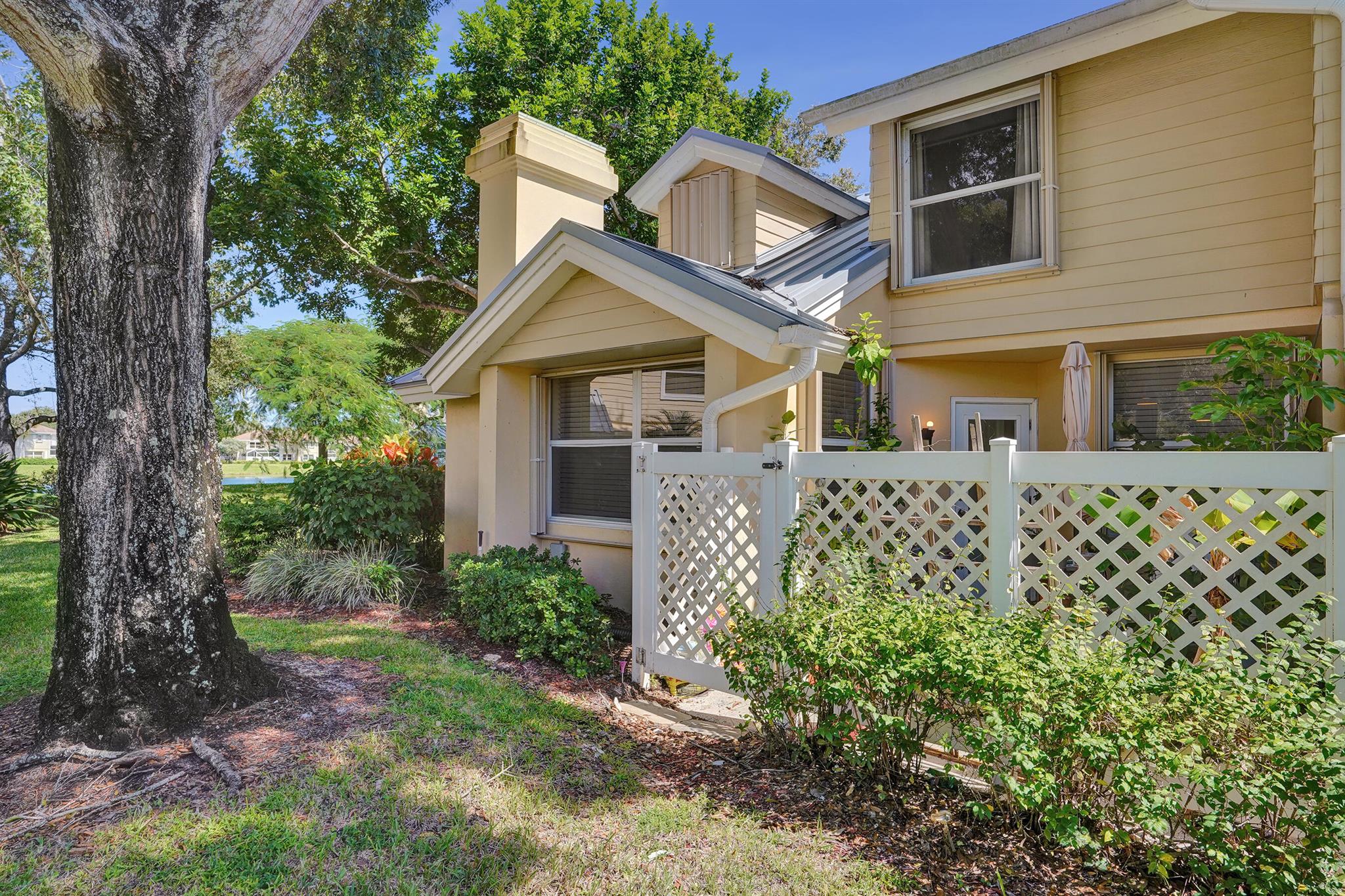 View photos, virtual tours, details... 2401 Amherst Court