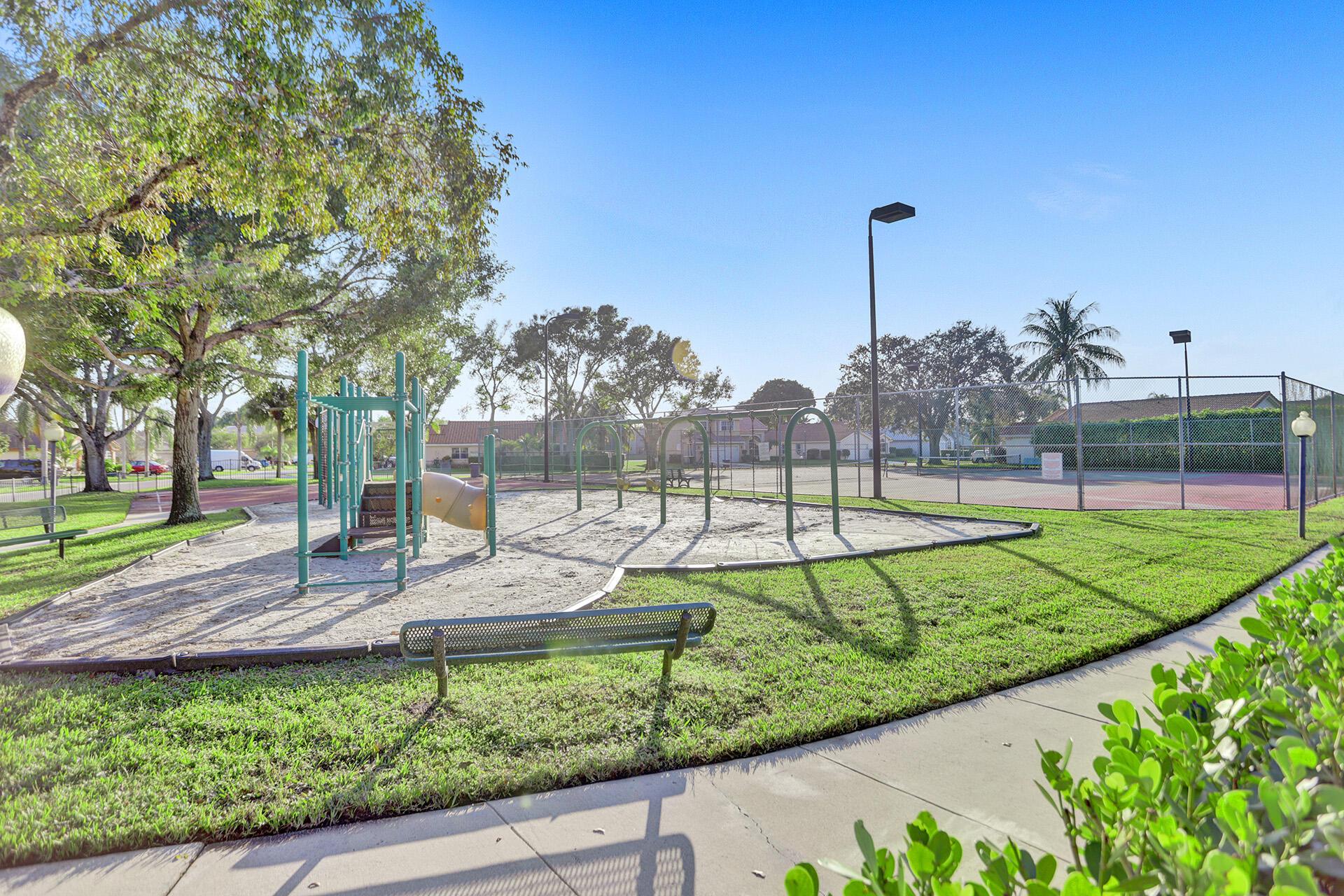 WELLESLEY AT BOYNTON - Residential