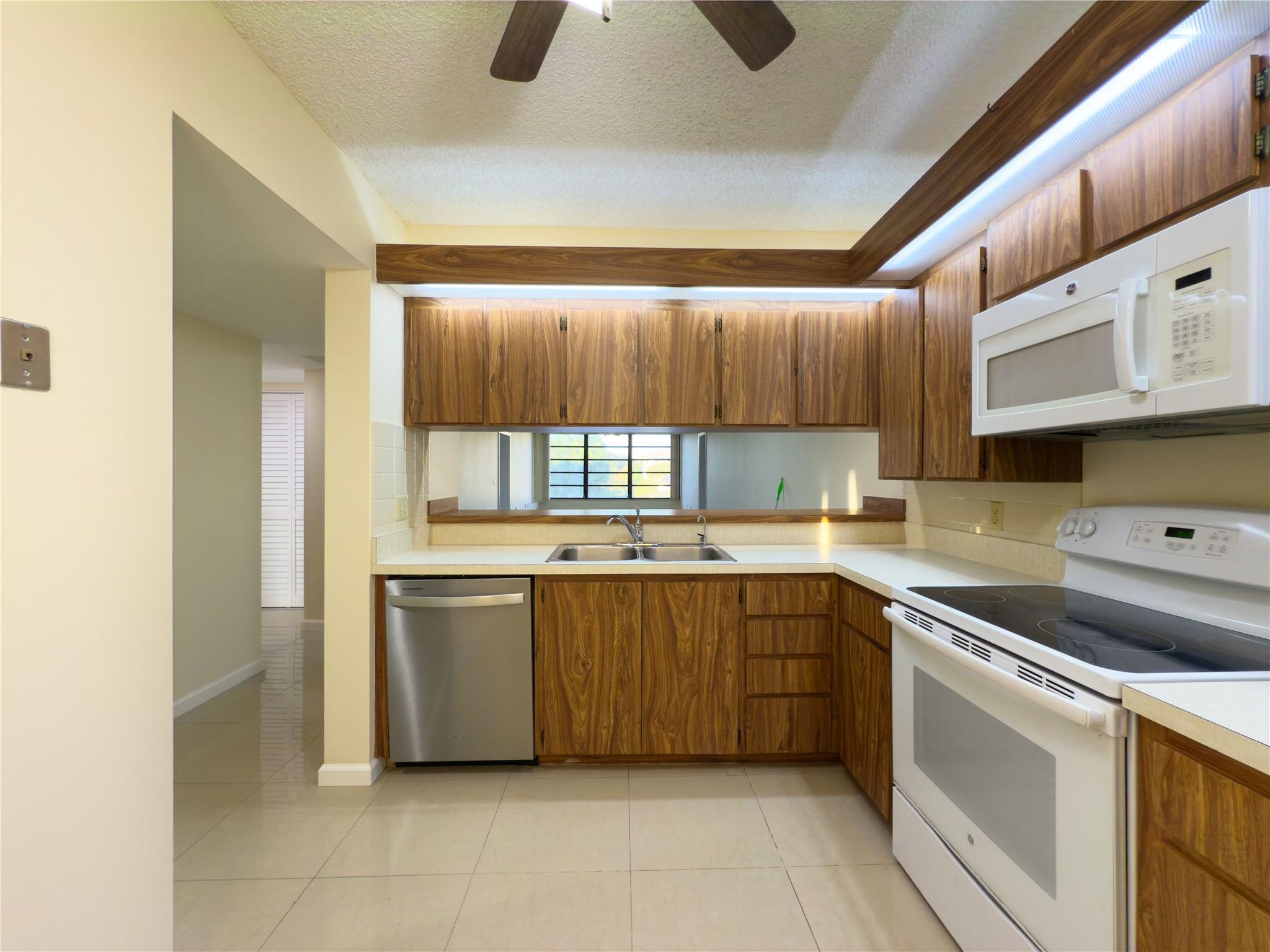 Whitehall - Residential Lease