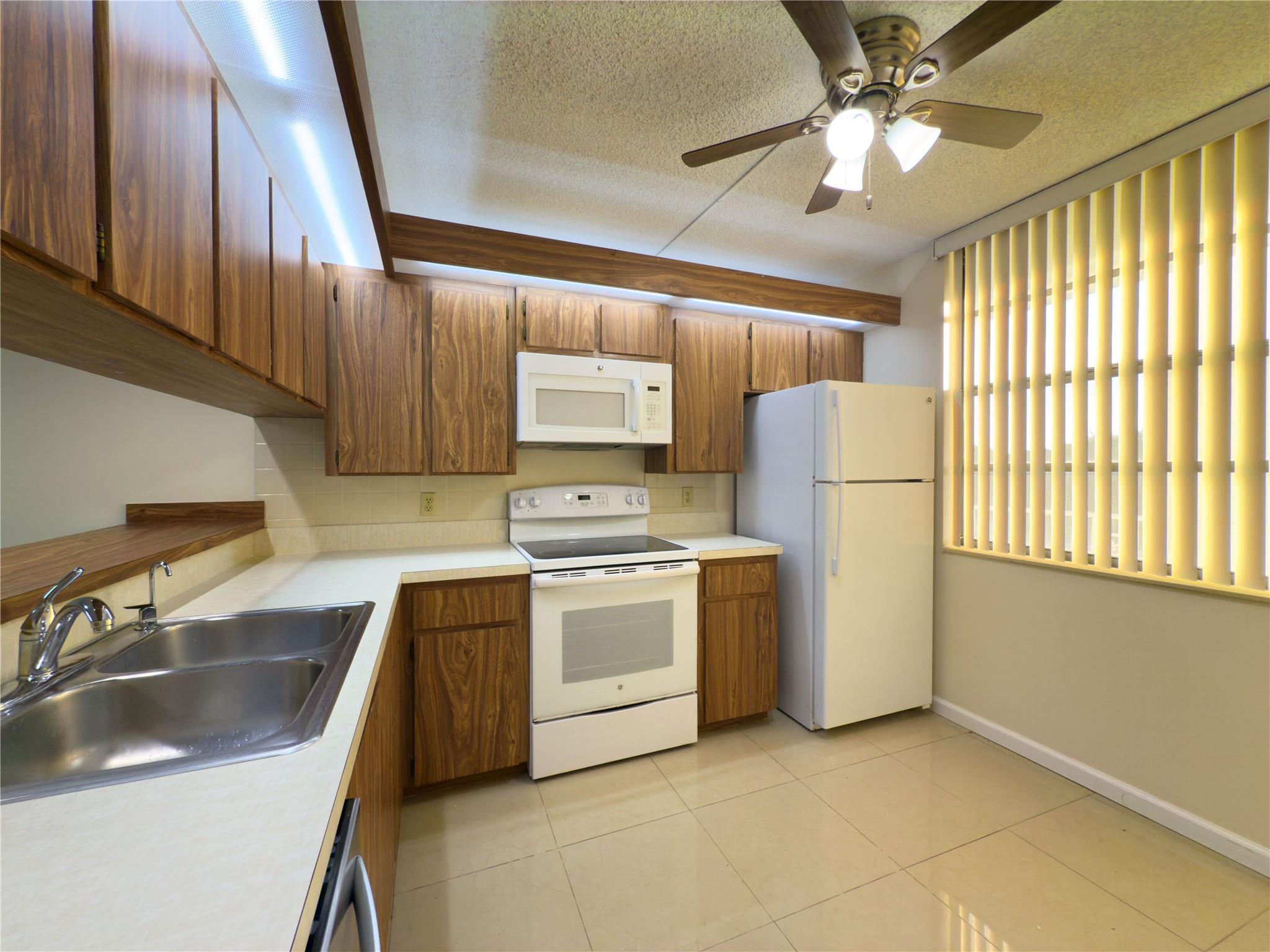 Whitehall - Residential Lease