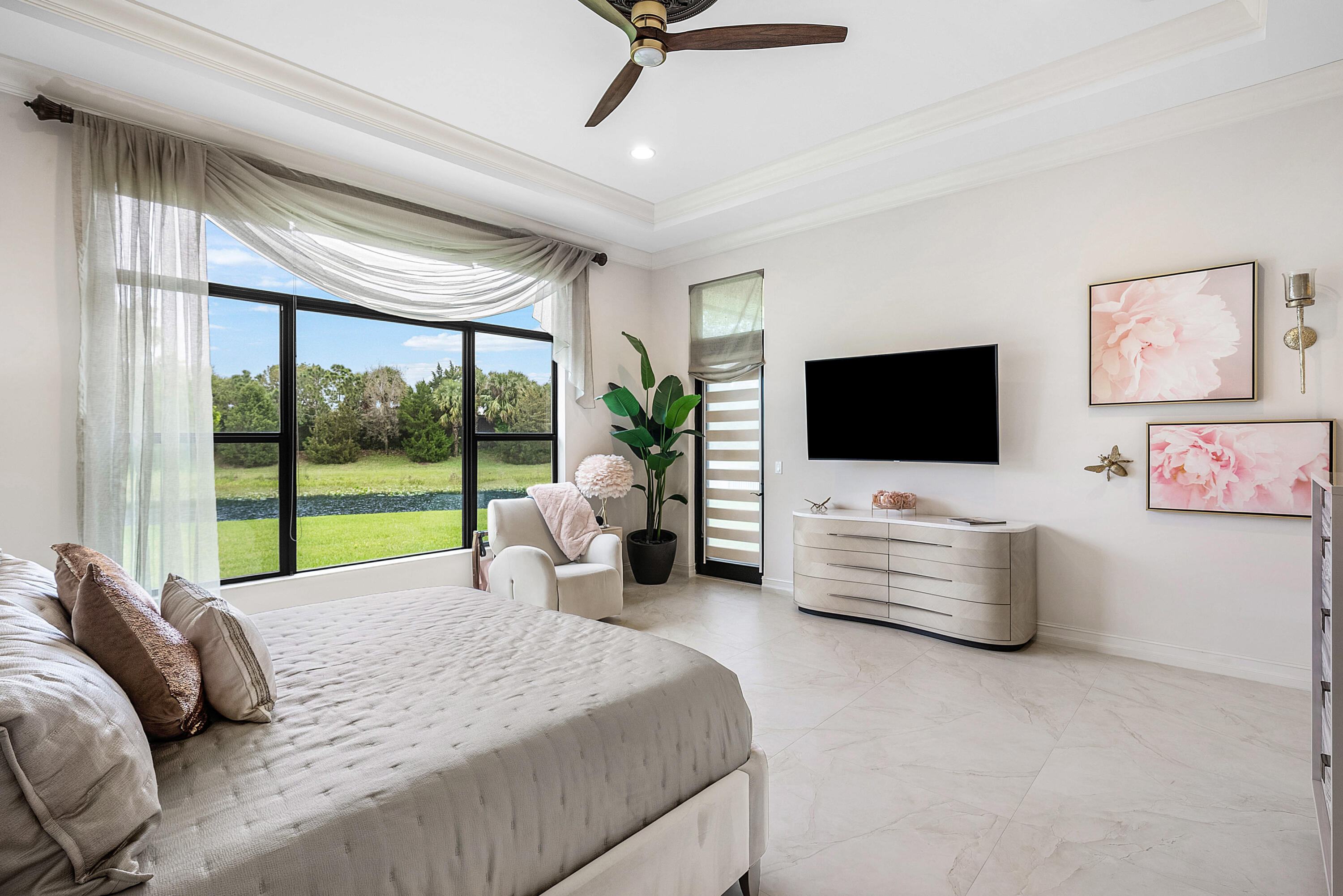 PALM MEADOWS ESTATES - Residential