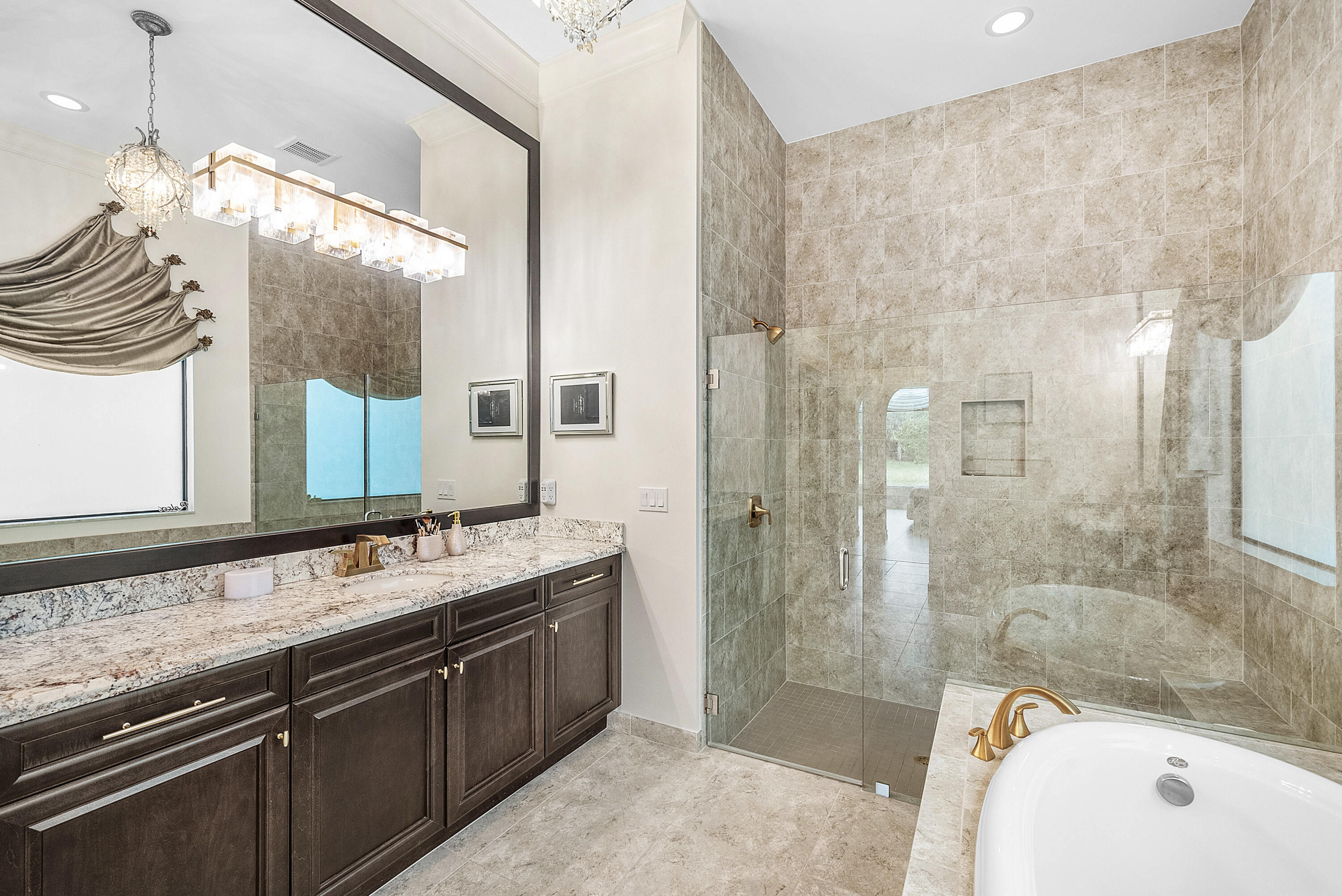 PALM MEADOWS ESTATES - Residential