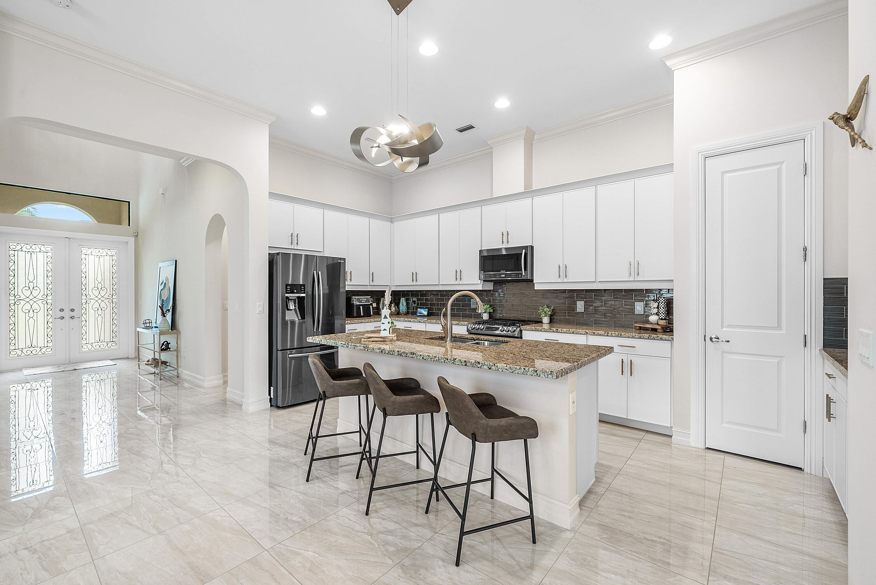 PALM MEADOWS ESTATES - Residential