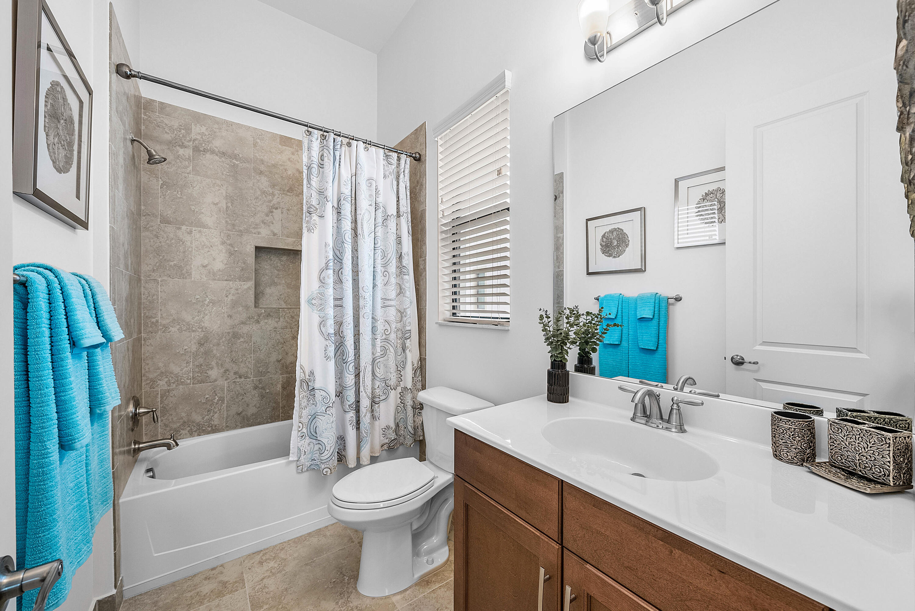 PALM MEADOWS ESTATES - Residential