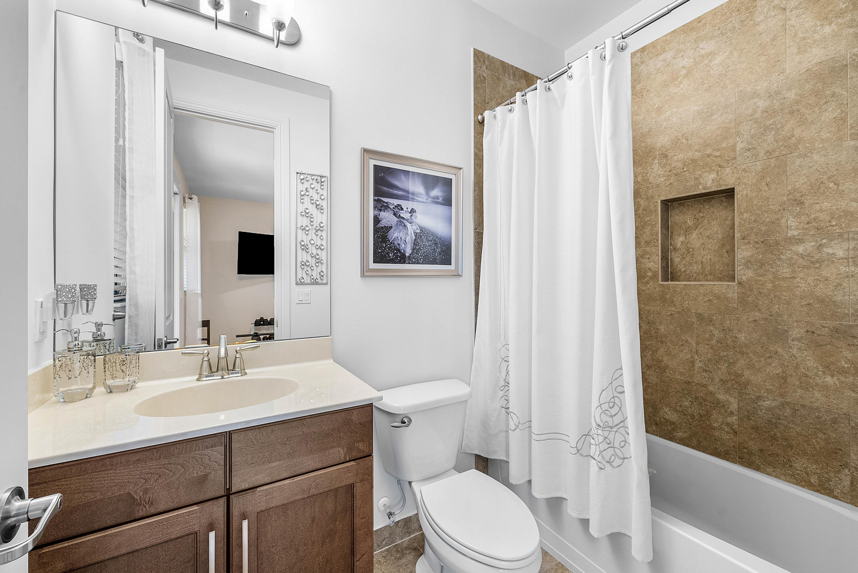 PALM MEADOWS ESTATES - Residential