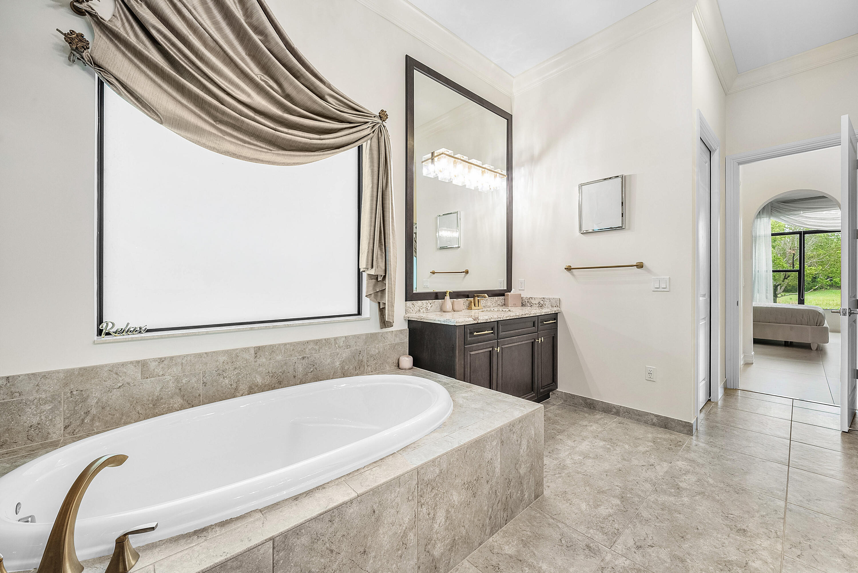 PALM MEADOWS ESTATES - Residential