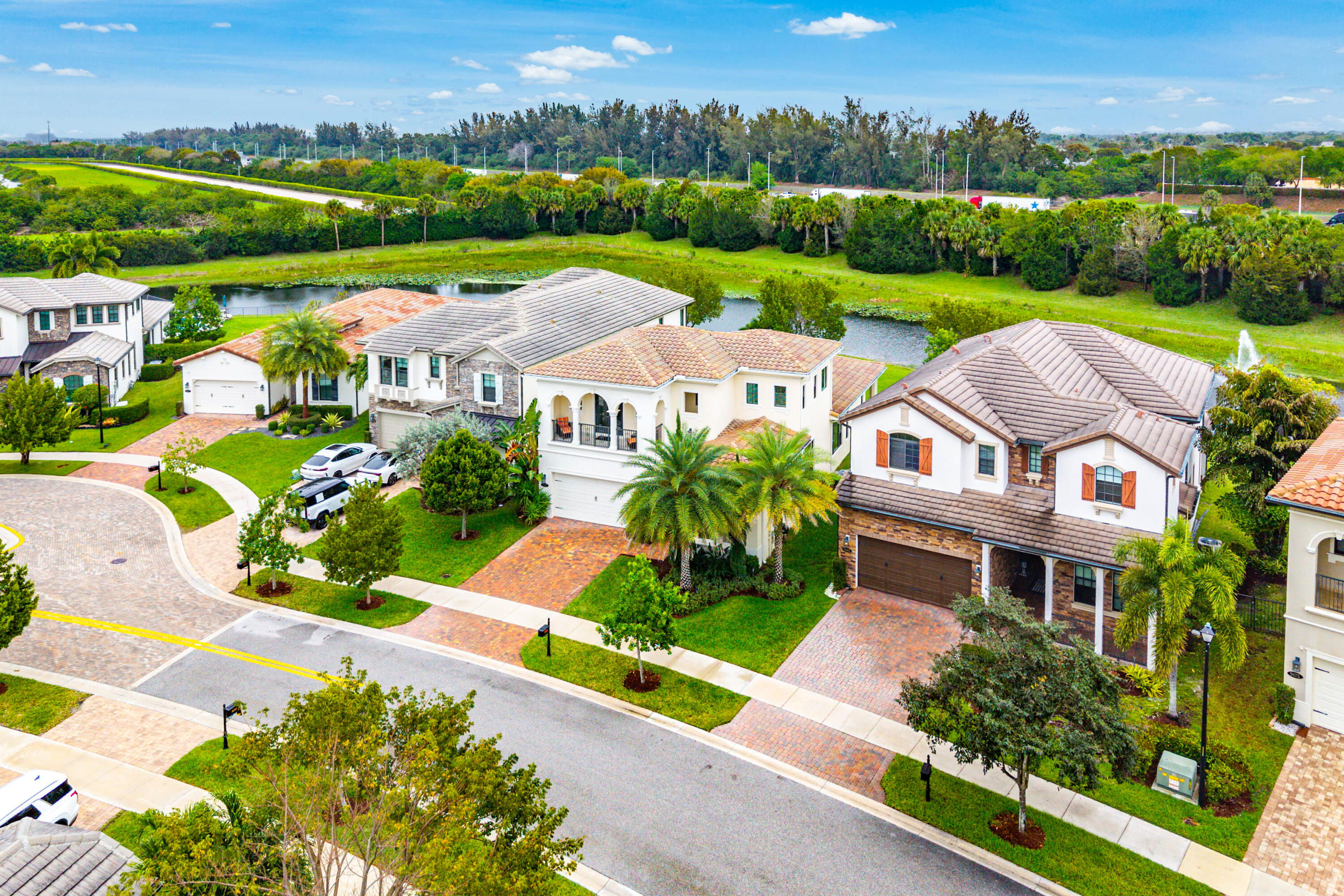 PALM MEADOWS ESTATES - Residential